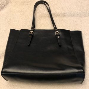 Black tote